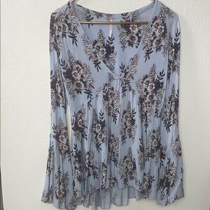 Free people blue low-cut bell sleeve floral boho top s